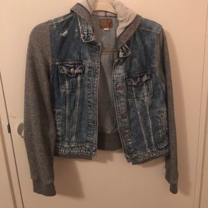 Sweater mixed with jean jacket American eagle